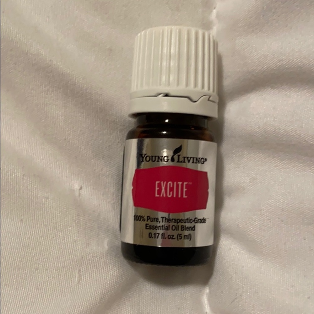 NWT Young Living Excite OOS